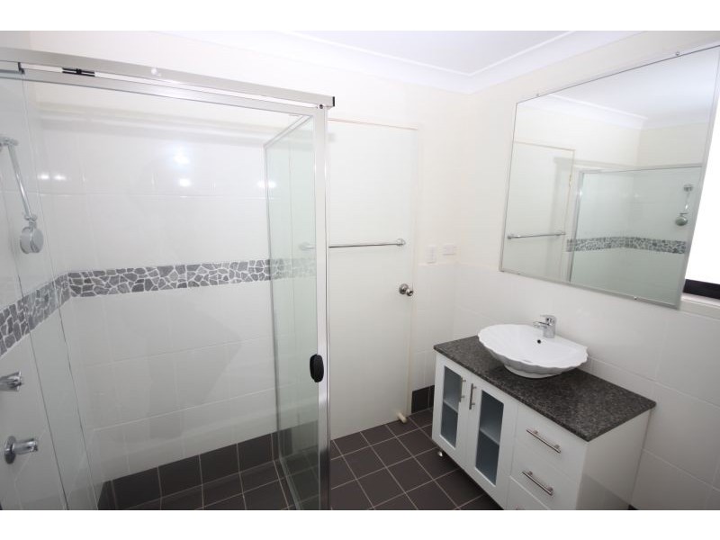 2/10 Mead Way,, Watanobbi NSW 2259