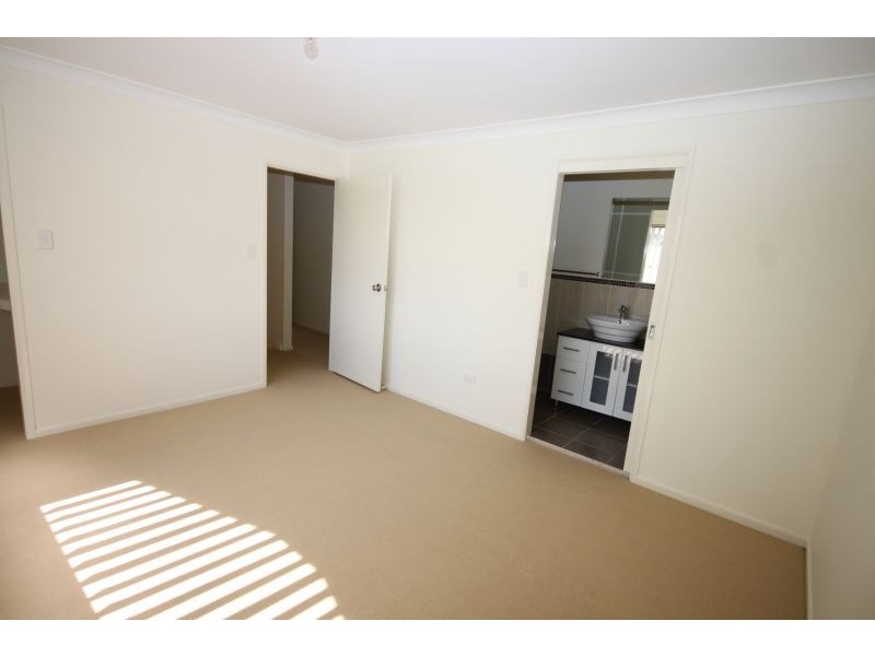 3/10 Mead Way, Watanobbi NSW 2259
