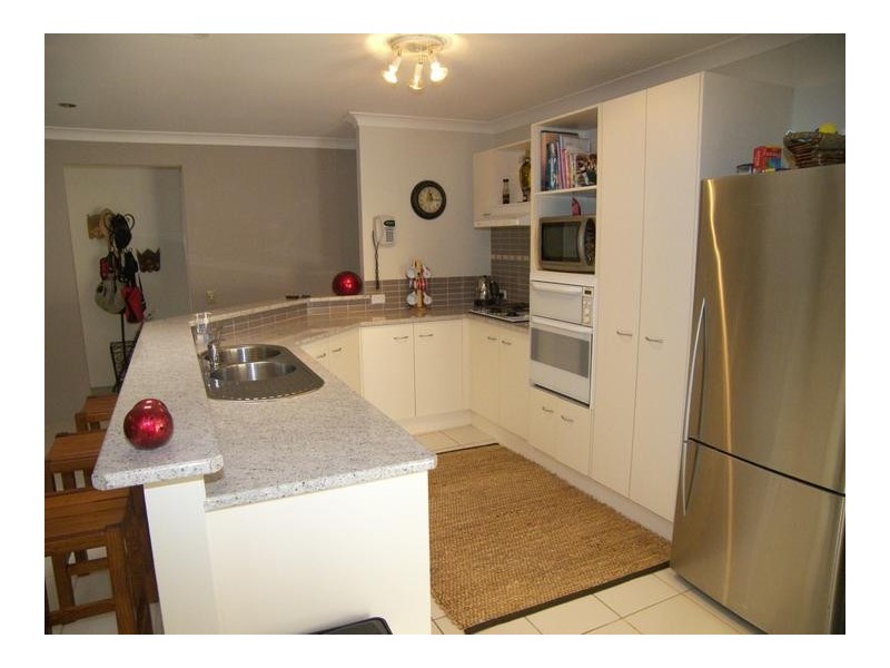 242 Woodbury Park Drive,, Mardi NSW 2259