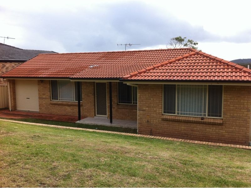 17 Camden Way, Watanobbi NSW 2259