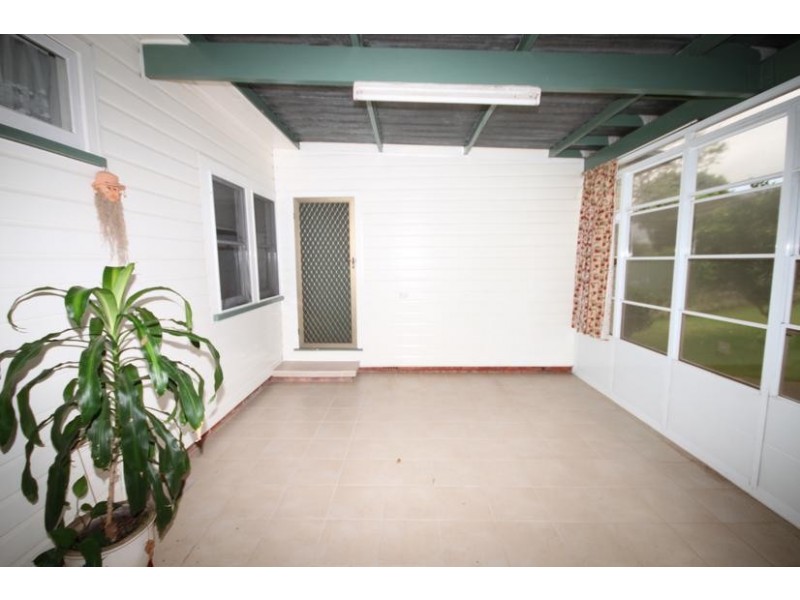 6 William Street, Wyong NSW 2259