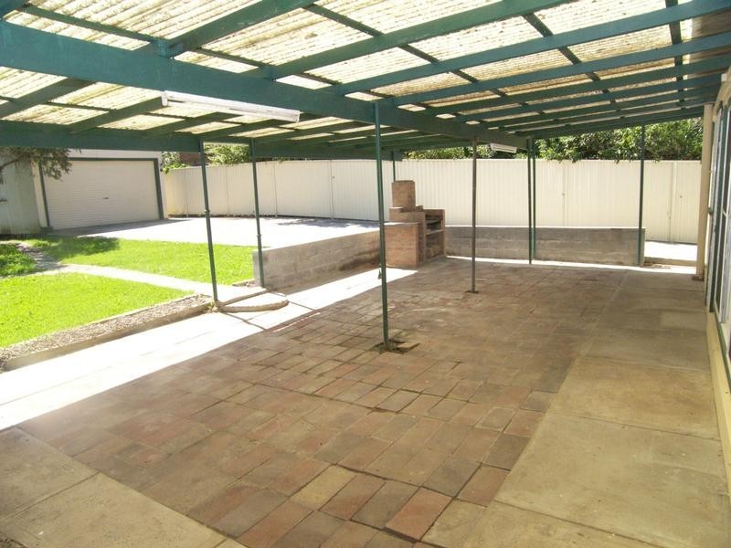 198 Pacific Hwy, Wyong NSW 2259