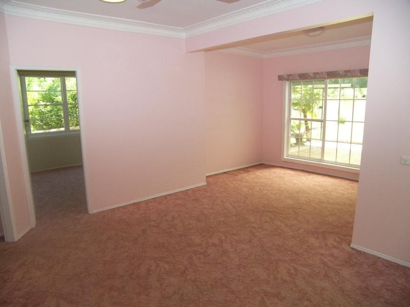 198 Pacific Hwy, Wyong NSW 2259