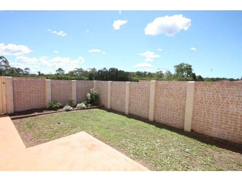 1/10 Mead Way, Watanobbi NSW 2259