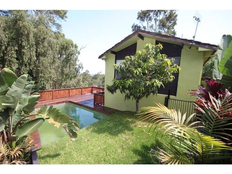 9 Hasluck Drive, Watanobbi NSW 2259
