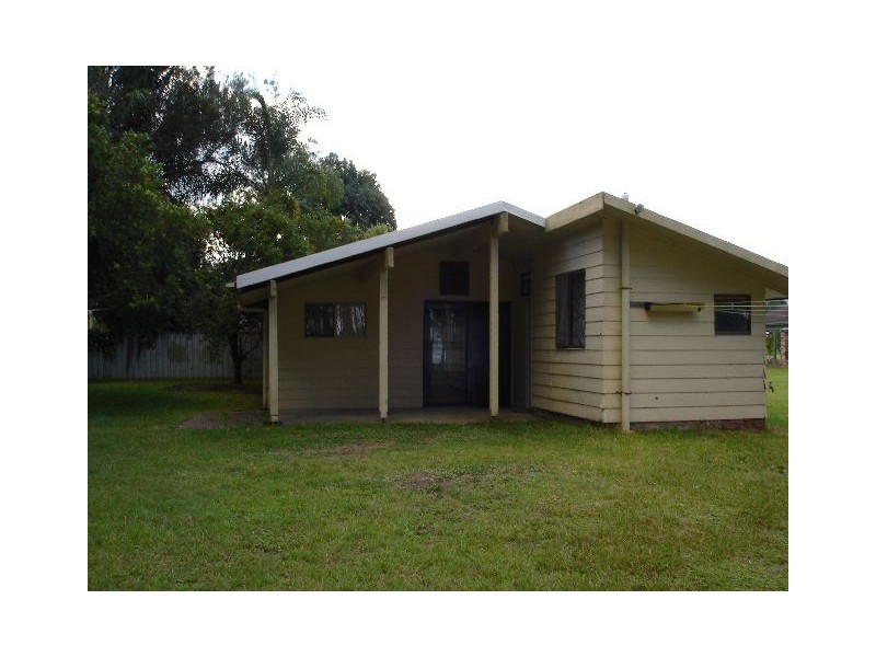 1 February Street, Tuggerawong NSW 2259