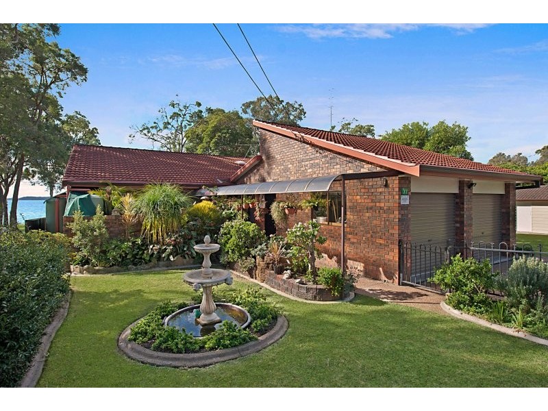 77 Kullaroo Road, Summerland Point NSW 2259