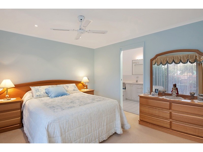 77 Kullaroo Road, Summerland Point NSW 2259