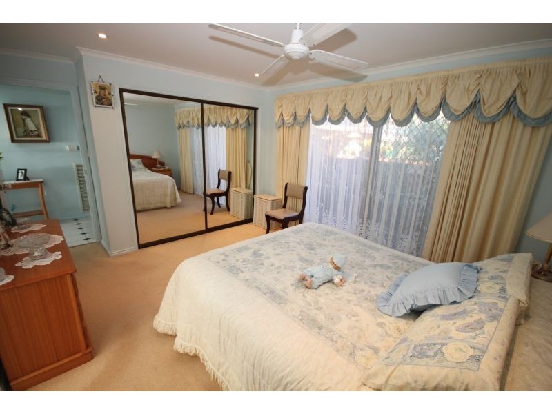 77 Kullaroo Road, Summerland Point NSW 2259