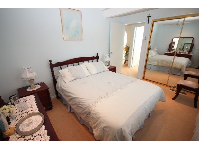 77 Kullaroo Road, Summerland Point NSW 2259