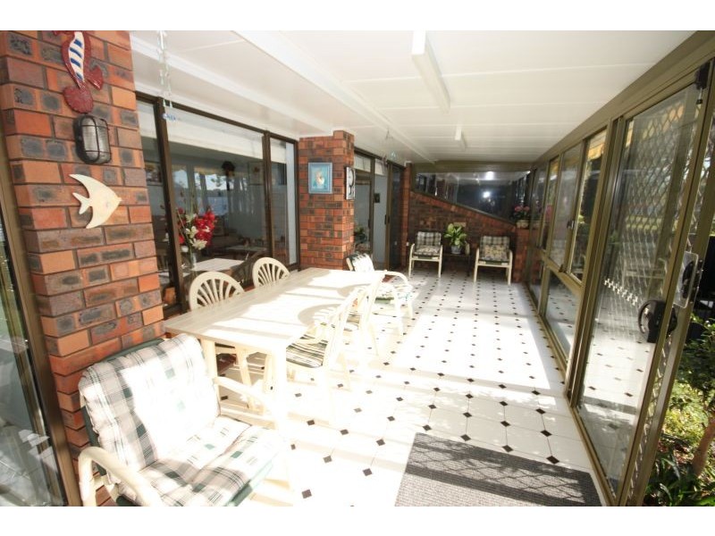 77 Kullaroo Road,, Summerland Point NSW 2259