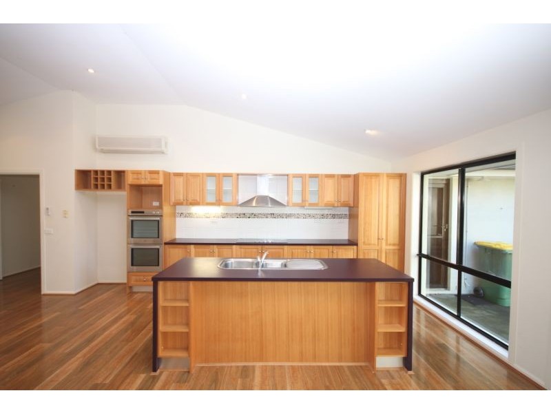 52 Burlington Avenue, Jilliby NSW 2259