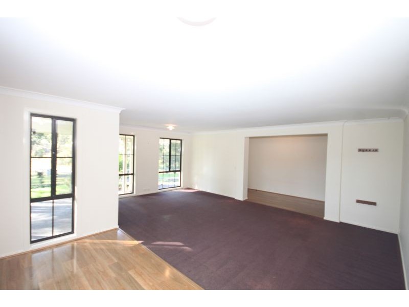 52 Burlington Avenue., Jilliby NSW 2259