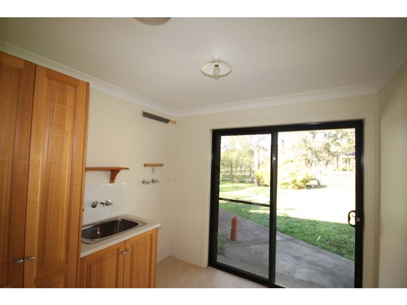52 Burlington Avenue., Jilliby NSW 2259