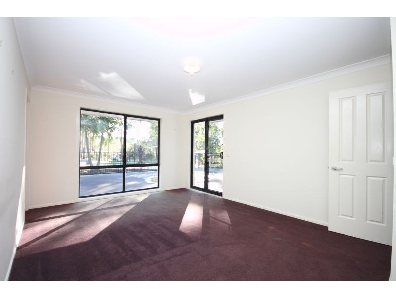 52 Burlington Avenue ,, Jilliby NSW 2259