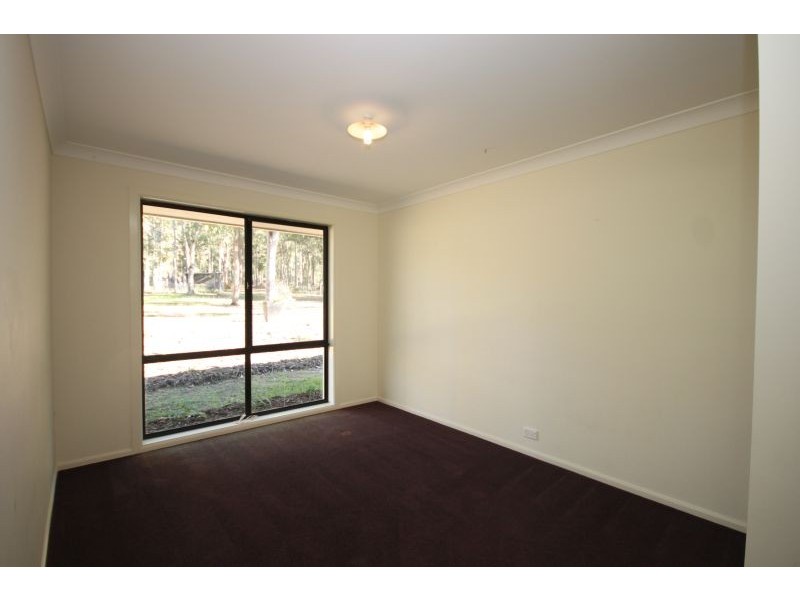 52 Burlington Avenue ,, Jilliby NSW 2259