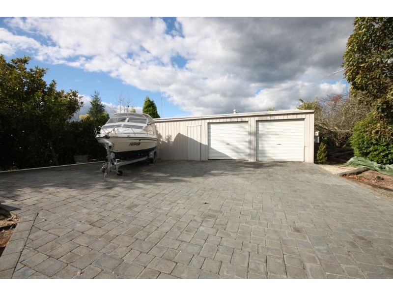 Central Mangrove NSW 2250