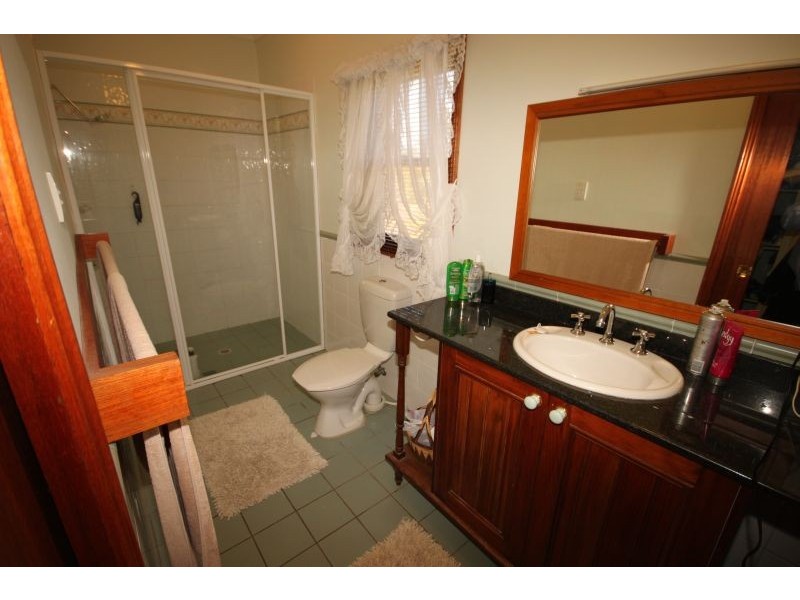 Central Mangrove NSW 2250