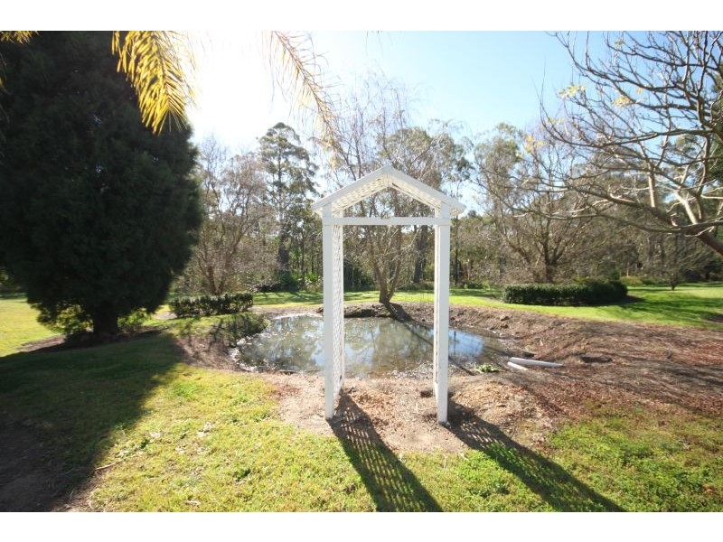 Central Mangrove NSW 2250