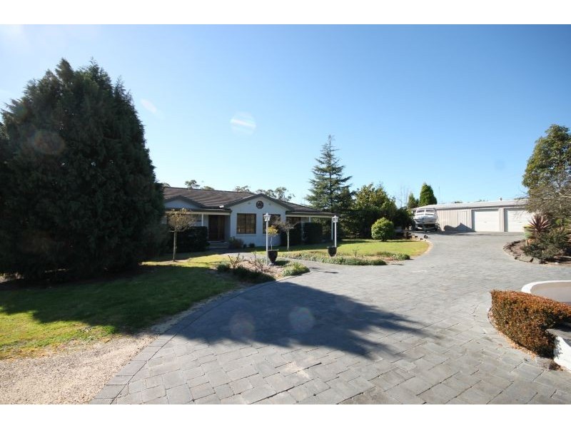 Central Mangrove NSW 2250