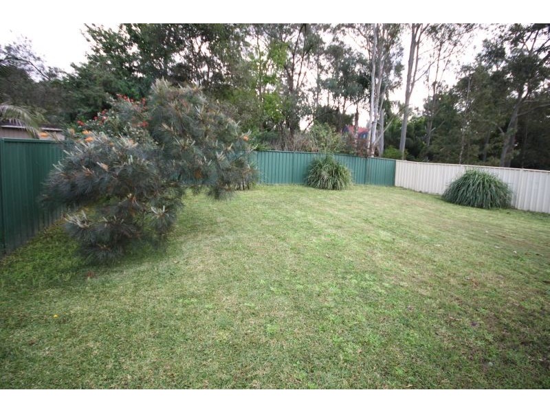 2/224a Pacific Highway, Watanobbi NSW 2259