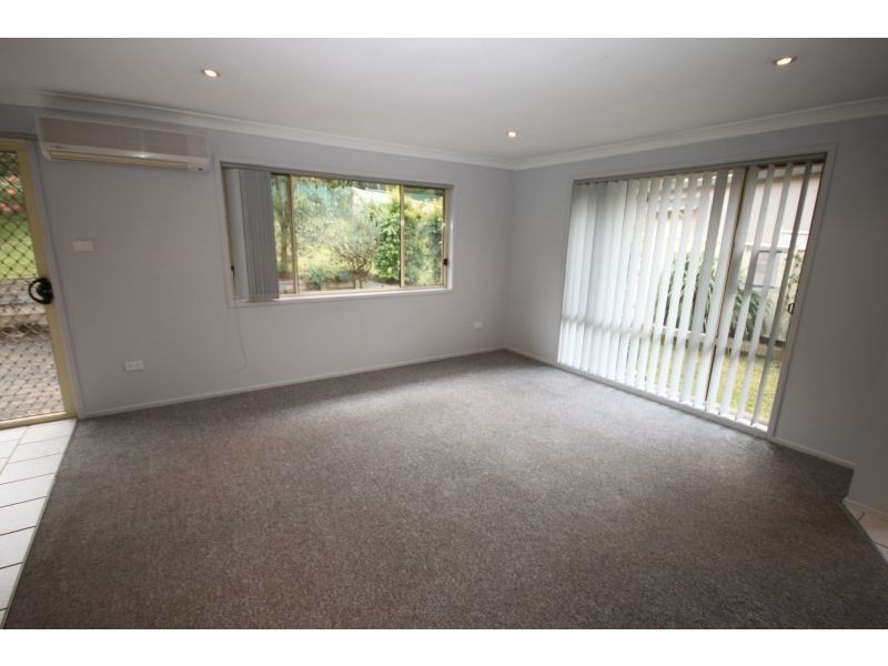 2/224a Pacific Highway, Watanobbi NSW 2259