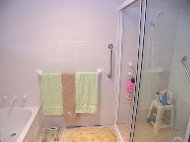 18 Twinlakes, Lake Haven NSW 2263