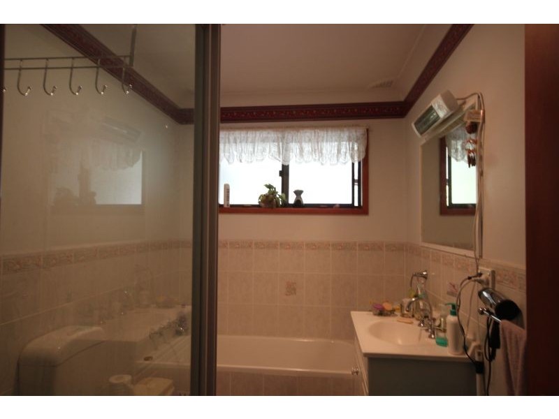 Berkeley Vale NSW 2261