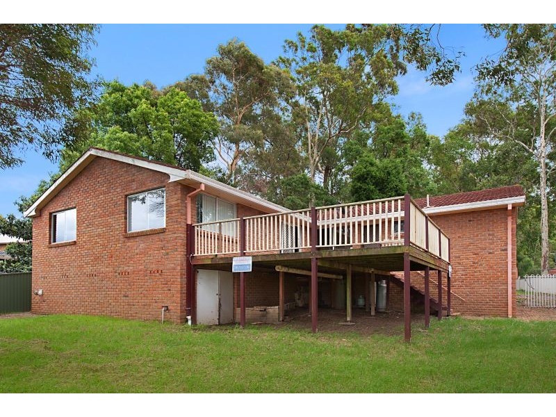 17 Wakehurst Dr, Wyong NSW 2259