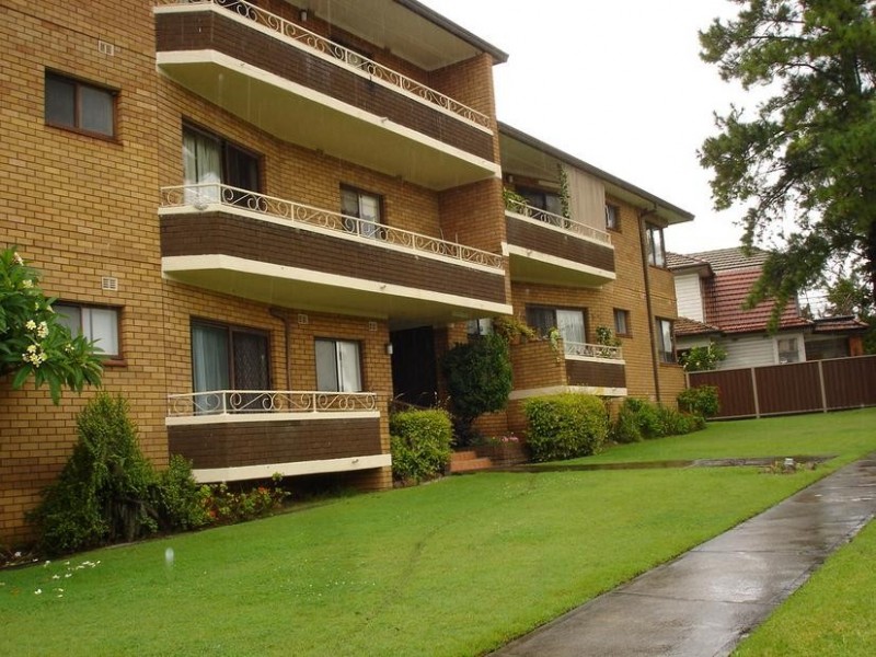 12/1-3 Warner Ave, Wyong NSW 2259