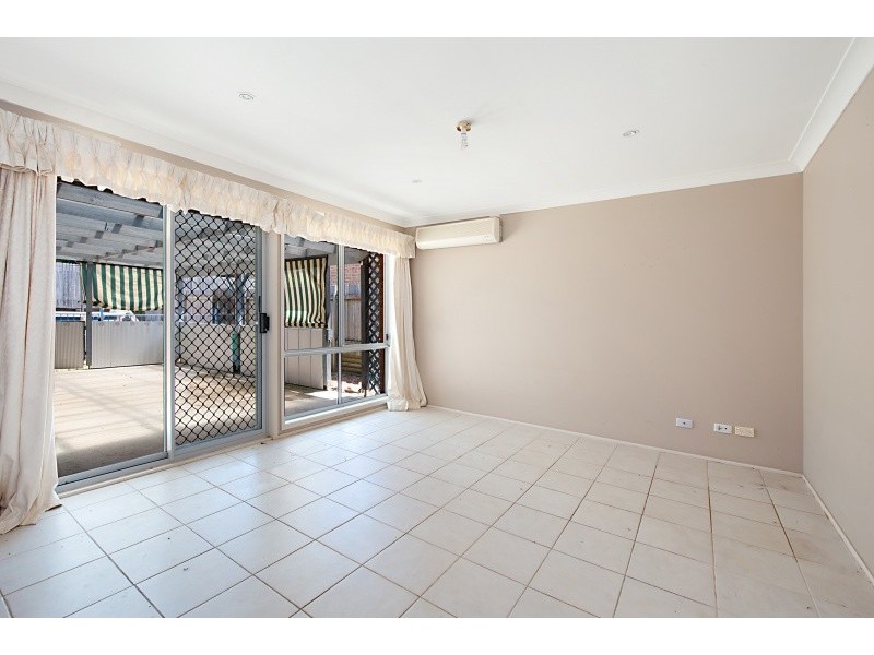 4 Timbara Crescent, Blue Haven NSW 2262