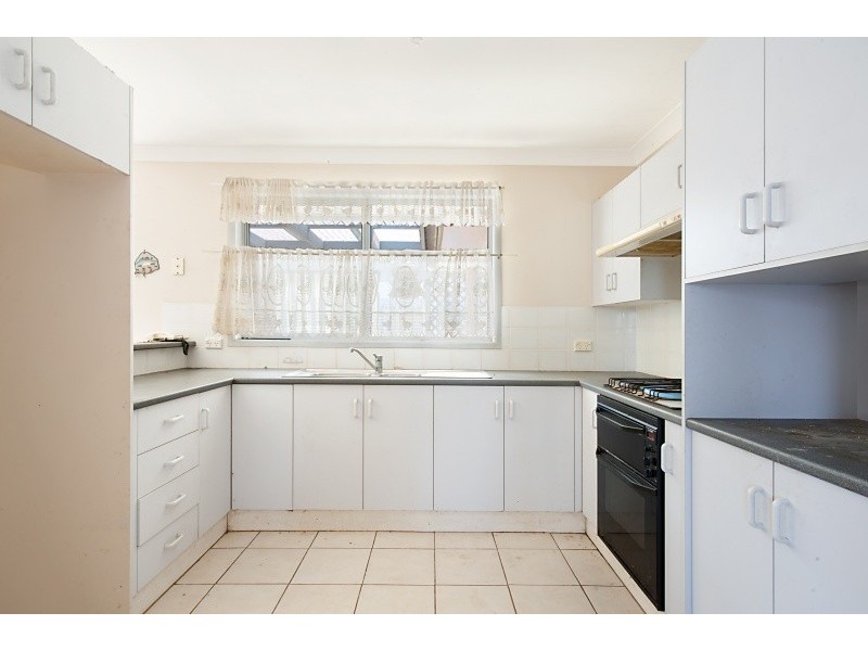 4 Timbara Crescent, Blue Haven NSW 2262