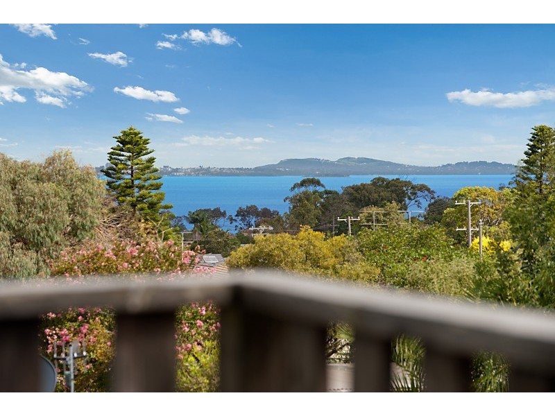 62 Balmoral Drive, Gorokan NSW 2263