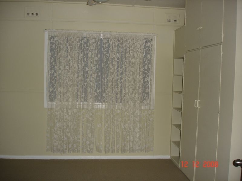 20 Pollock Ave, Wyong NSW 2259