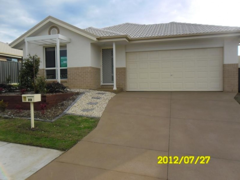 72 Settlement Drive, Wadalba NSW 2259