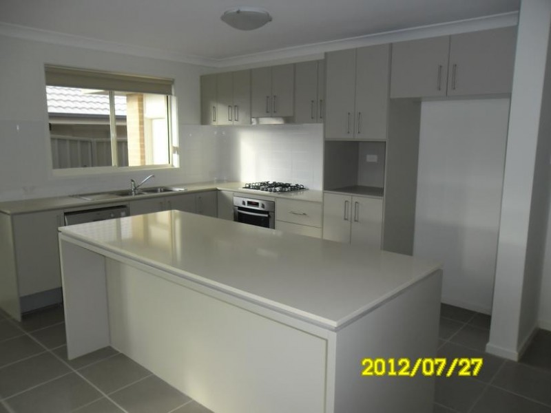 72 Settlement Drive, Wadalba NSW 2259