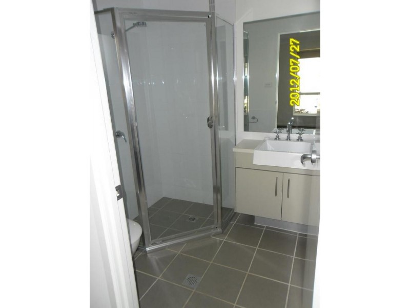 72 Settlement Drive, Wadalba NSW 2259