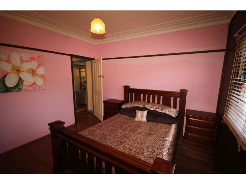 8 Jennings Road, Wyong NSW 2259