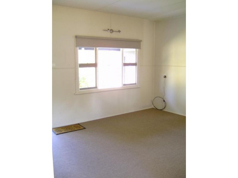 137 Lakedge Avenue, Berkeley Vale NSW 2261