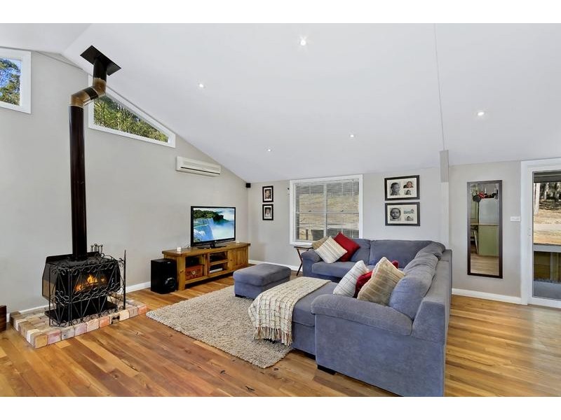 818 Dickson Road, Dooralong NSW 2259