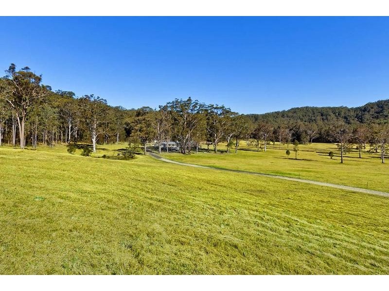 818 Dickson Road, Dooralong NSW 2259