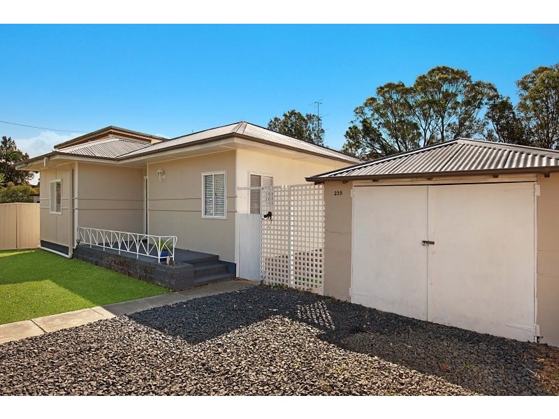 Tuggerawong NSW 2259