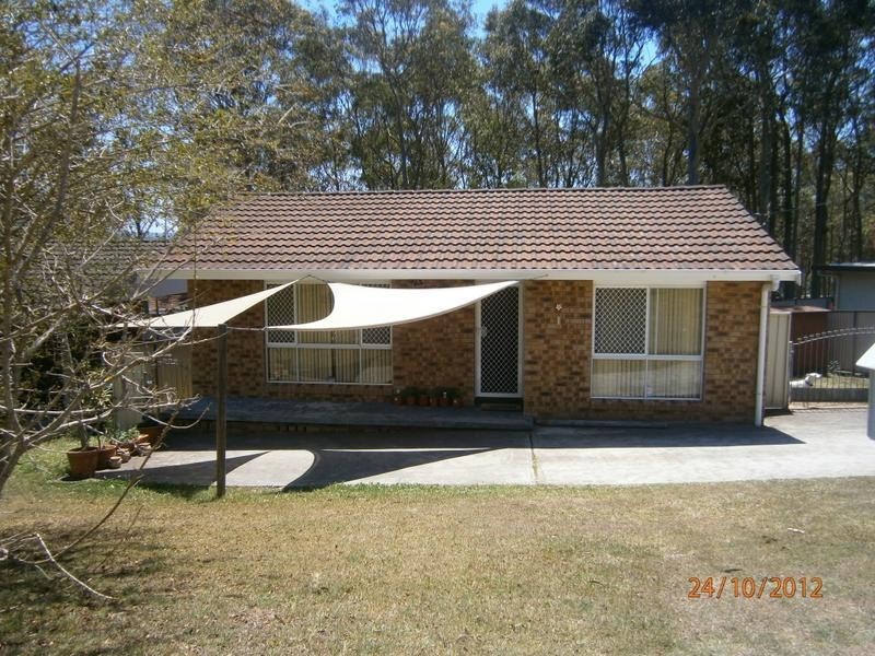 71 Casey Drive, Wyong NSW 2259