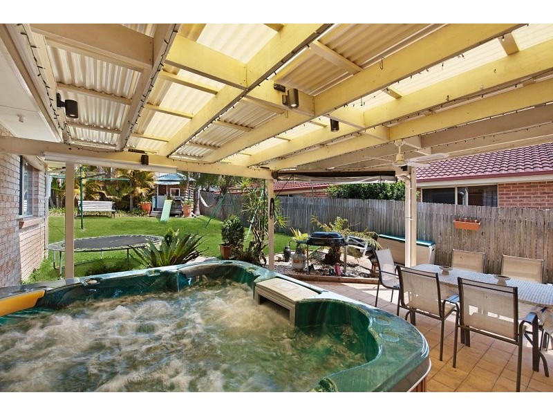 74 Brittania Drive, Watanobbi NSW 2259