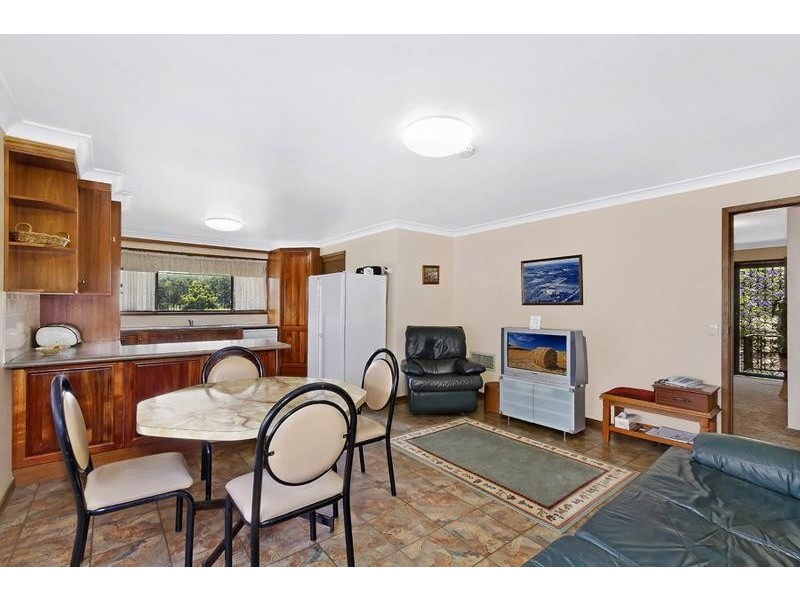 Central Mangrove NSW 2250