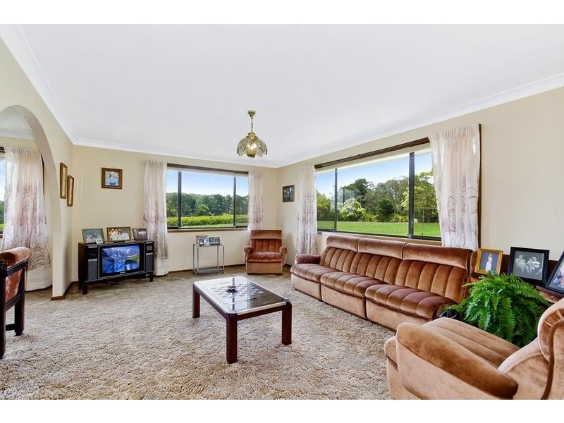 Central Mangrove NSW 2250