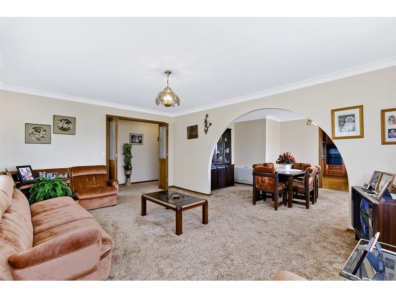 Central Mangrove NSW 2250