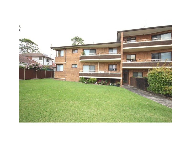 12/1-3 Warner Avenue, Wyong NSW 2259