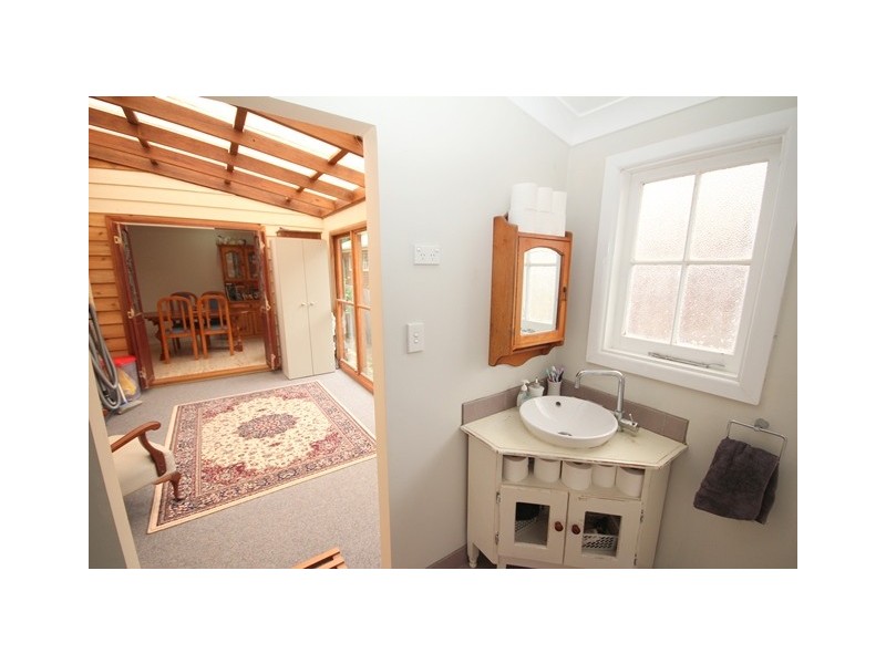 9 Leewood Close, Yarramalong NSW 2259