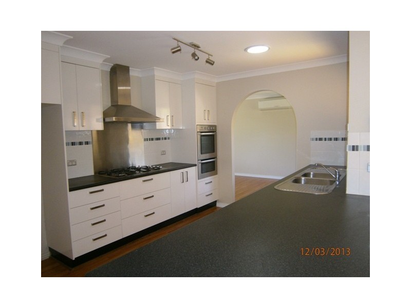 25 Hasluck Drive, Watanobbi NSW 2259